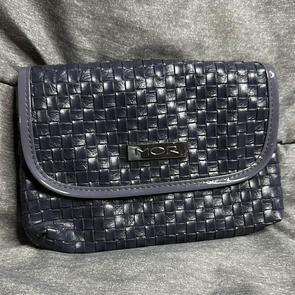 MOR Woven Navy Clutched Style Makeup Cosmetic Carrier 3 zippered pockets
